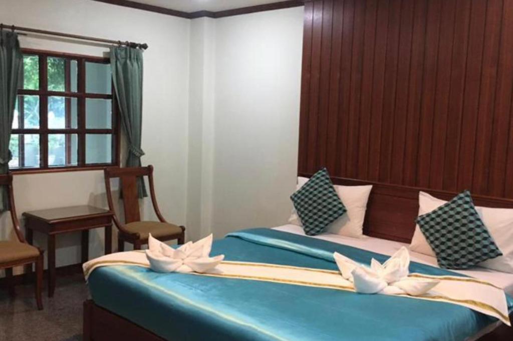 Busyarin Hotel photo 1