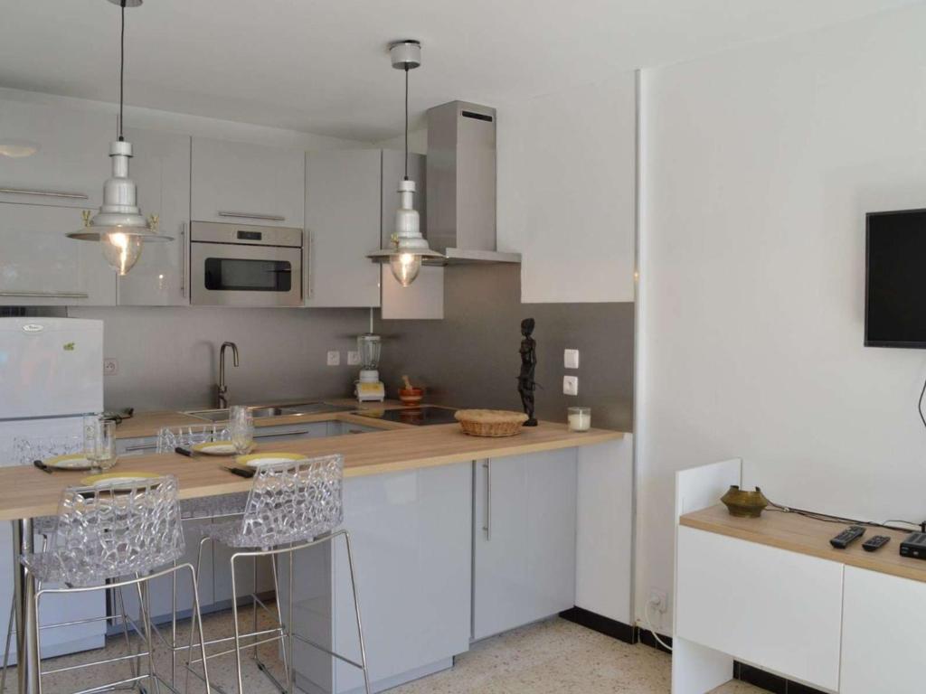 Appartement Fleury, 2 pièces, 4 personnes - FR-1-229D-12 photo 2