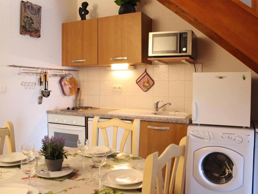 Maison Fleury-Saint-Pierre-la-Mer, 2 pièces, 6 personnes - FR-1-229D-82 photo 4