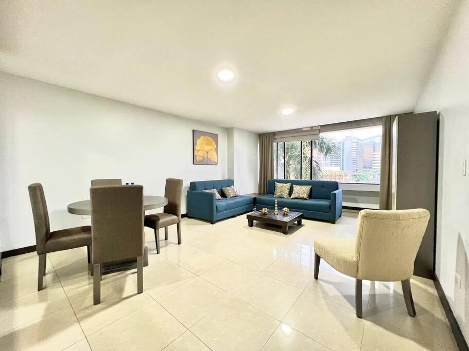 Suite de lujo Hilton colon photo 4
