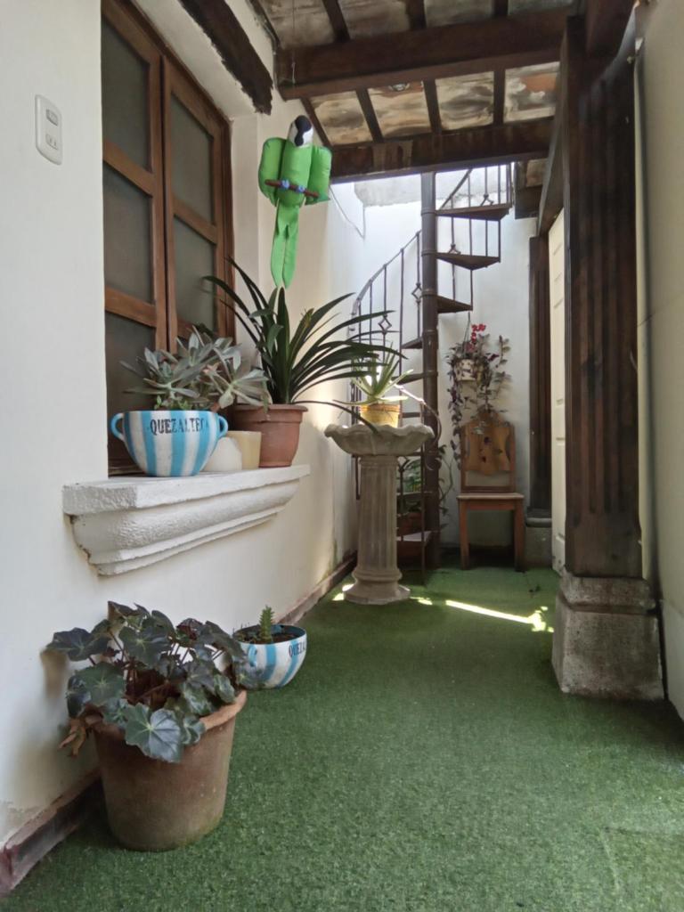 Huellas Hostal Antigua photo 3