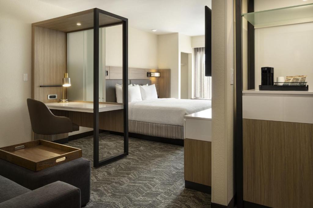 SpringHill Suites by Marriott Fort Worth University image