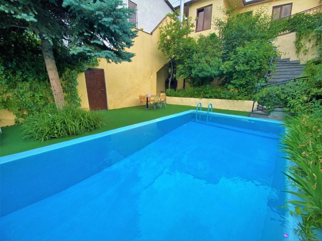 LARGE 5 BEDROOM LUXURY VILLA photo 3