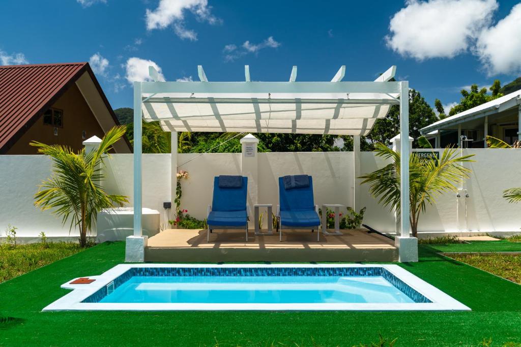 Luxurious 2-Bed Villa in Bel Ombre Mahe Seychelles photo 3