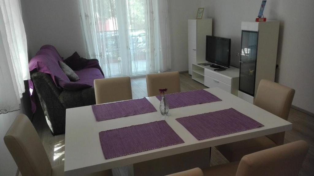 Apartments in Brodarica 4731-4 and 4731-1 photo 2