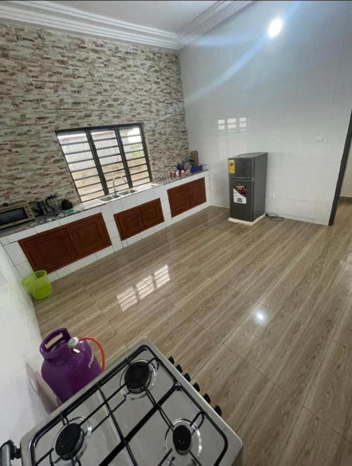 AGIM-GUESTHOUSSE photo 2