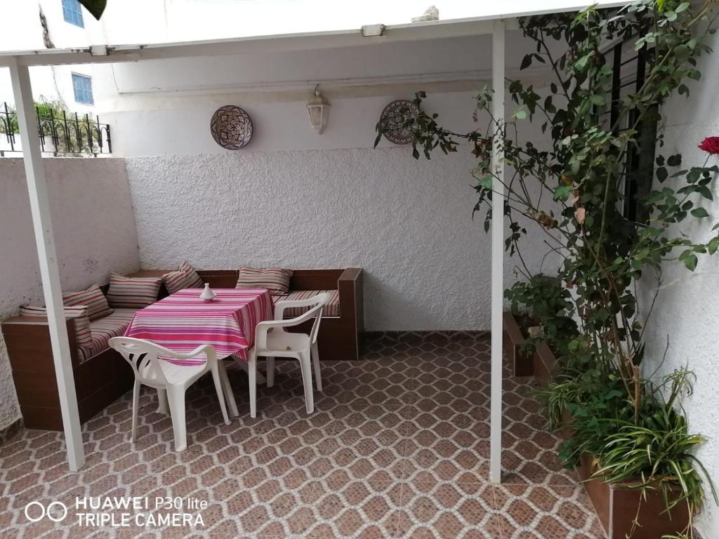 Lovely house with garden photo 4