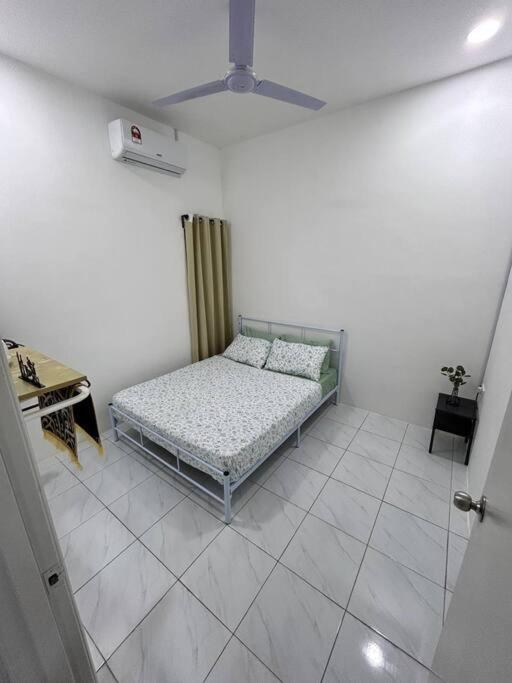 Zh homestay teluk batik photo 4