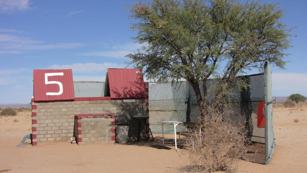 Canyon Farmyard Camping photo 1