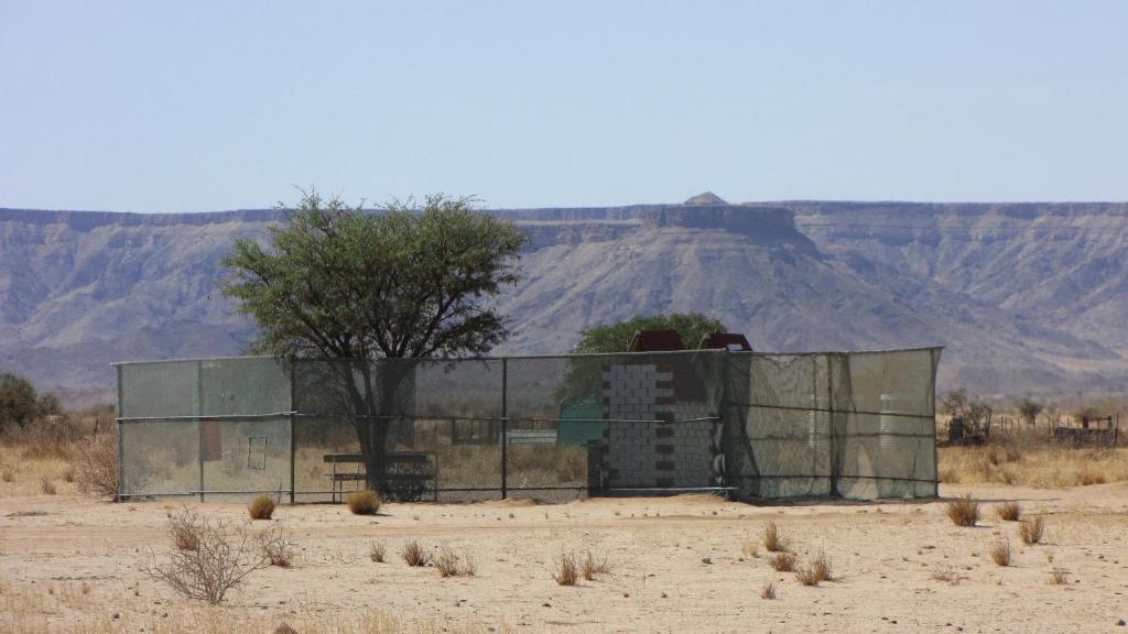 Canyon Farmyard Camping photo 2