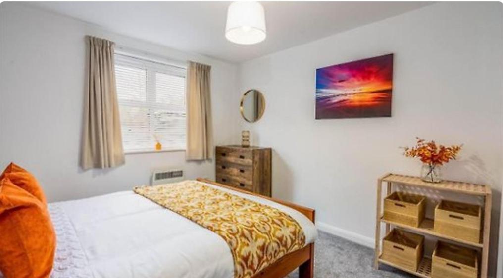 1 Merchants Gate - 2 bedroom, city apartment with private parking photo 1