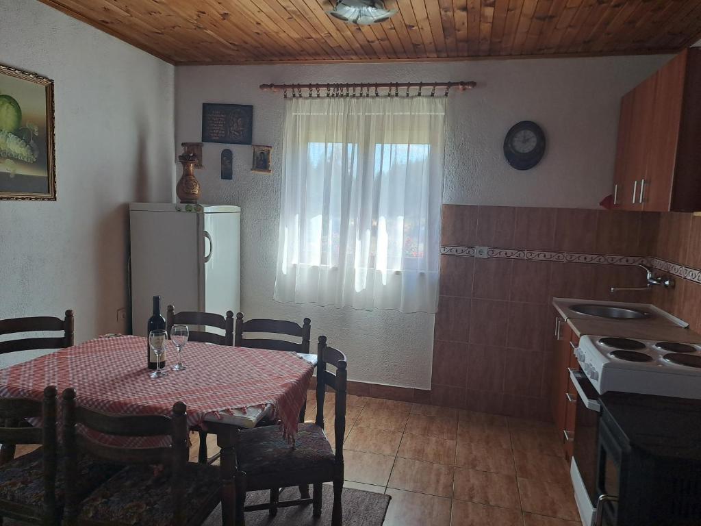 Vikendica Borje photo 2