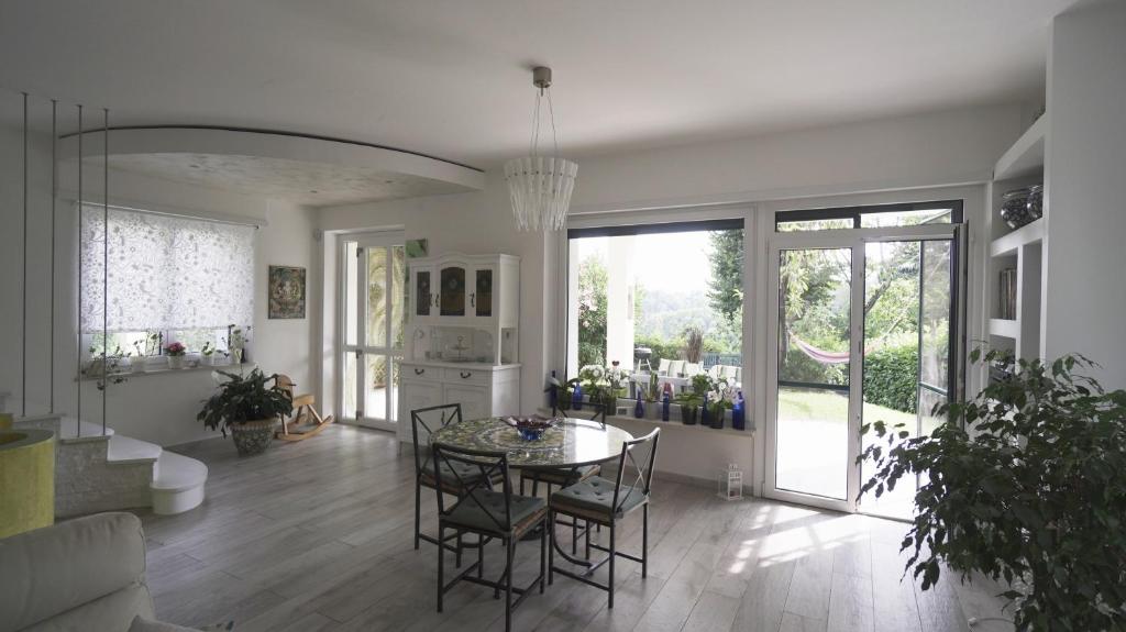 Third Paradise-Villa- photo 1