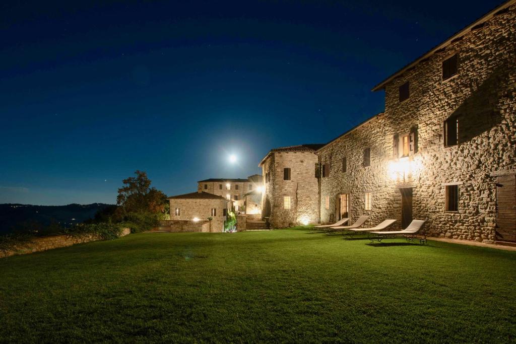 Castello di Viano photo 2