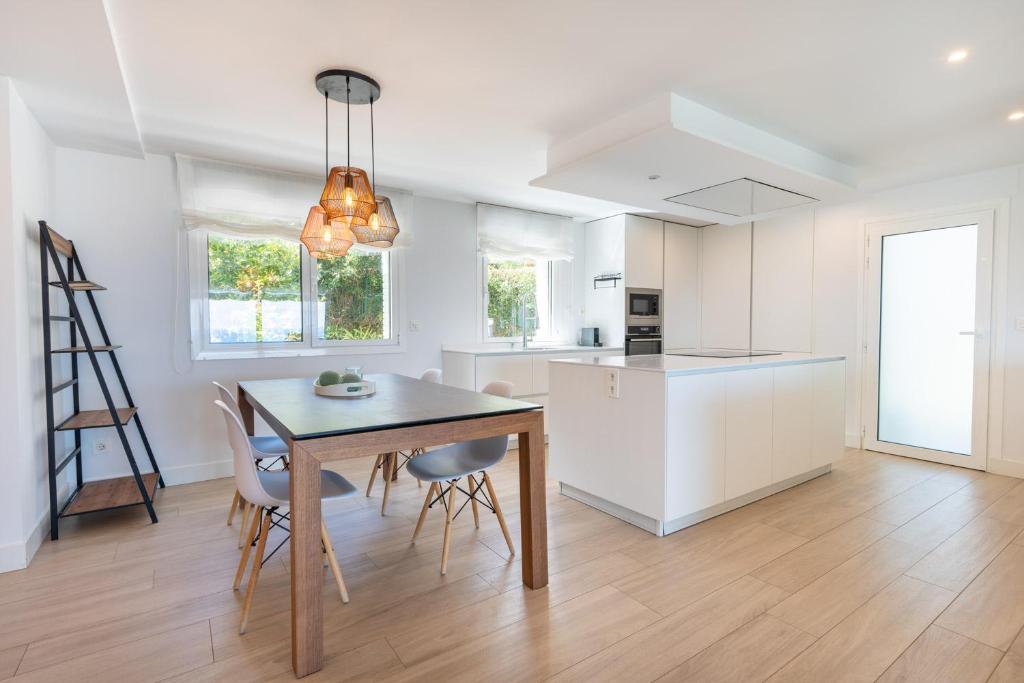 Boutique Ocean Terrace Luxury II - SSHOUSING photo 2