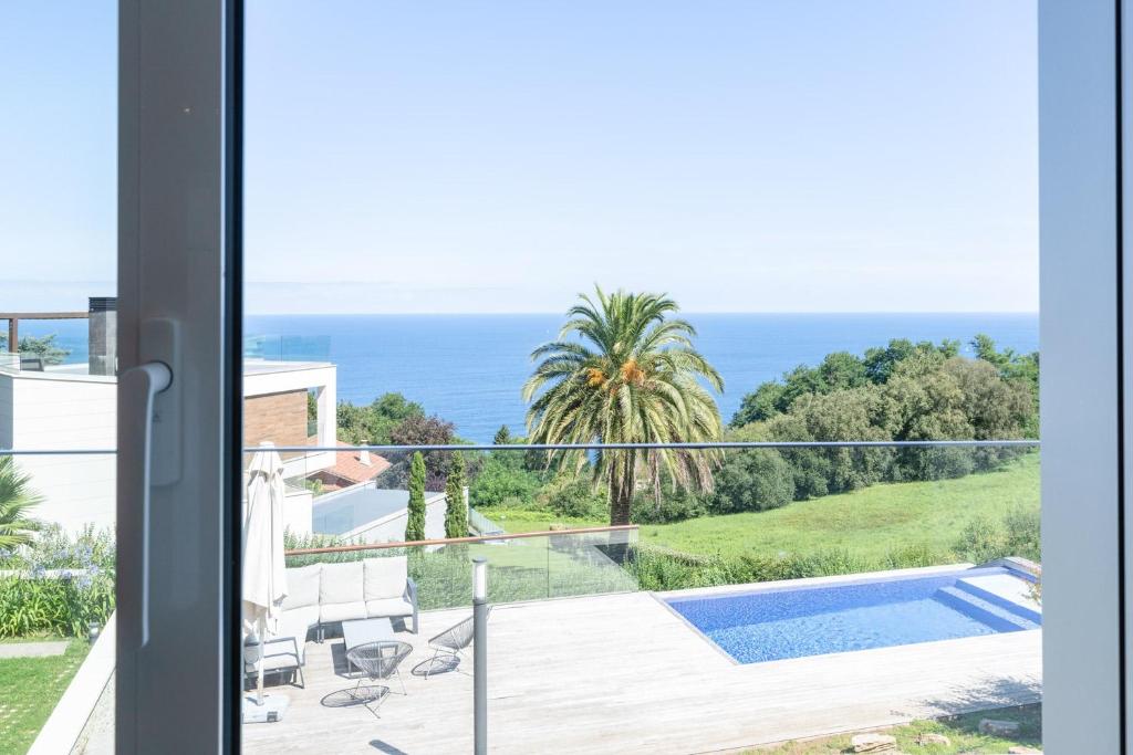 Boutique Ocean Terrace Luxury II - SSHOUSING photo 1