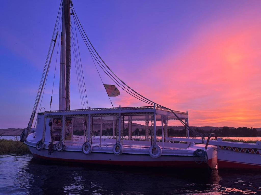 Freedom Boat