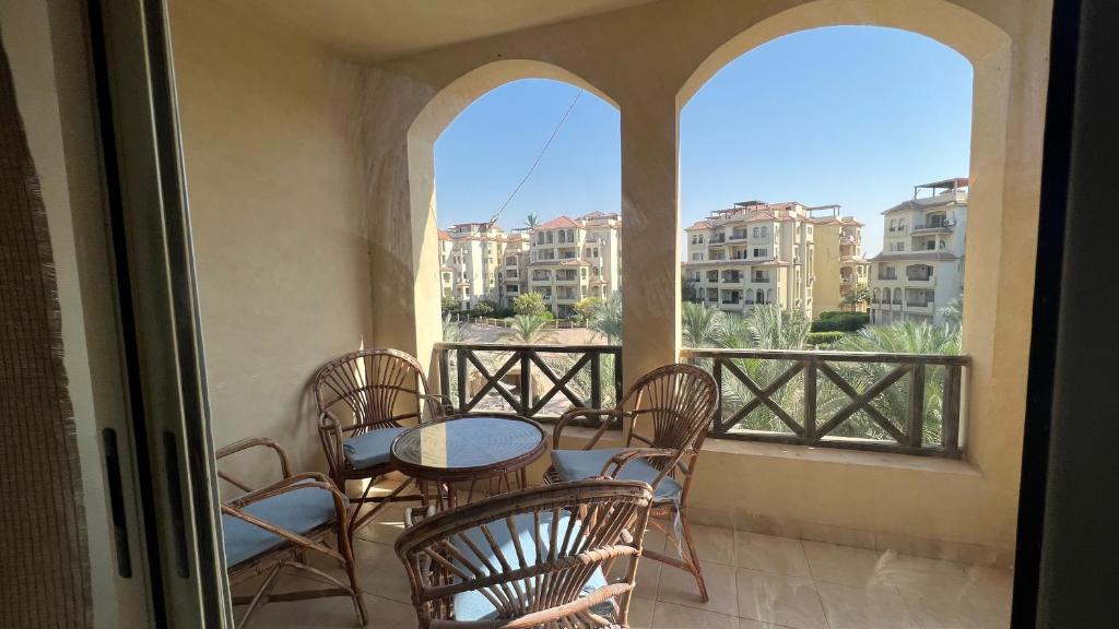 Lovely New Alamein Chalet w/ Sandy Beach Access photo 4