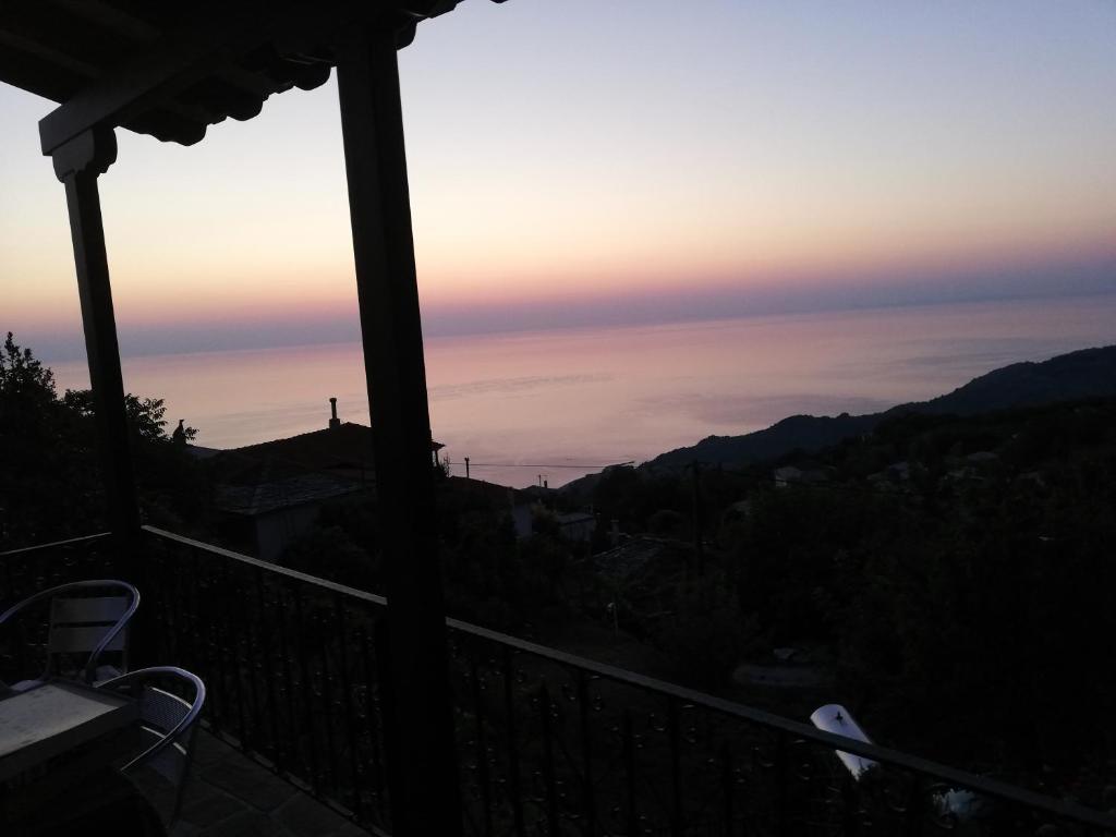 Guest House Pafili photo 4