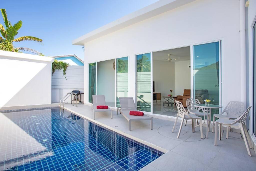 3-Bedrooms Modern Villa in Rawai