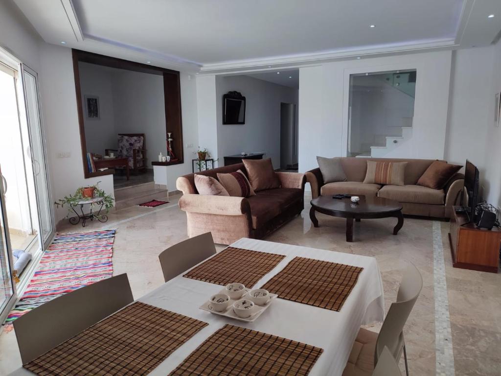 Chambres d'hôtes Conviviales avec piscine privée Chambre Namasté et Chambre Rose des Sables photo 4