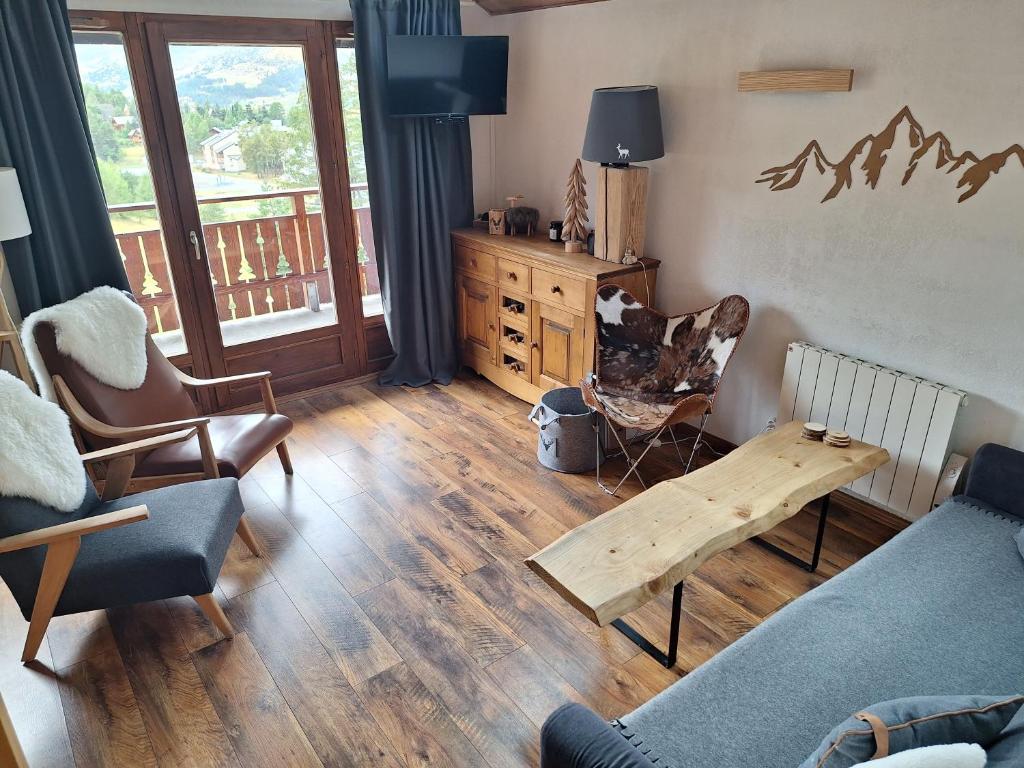 EDEN des CIMES Appartement duplex F4 skis aux pieds photo 2