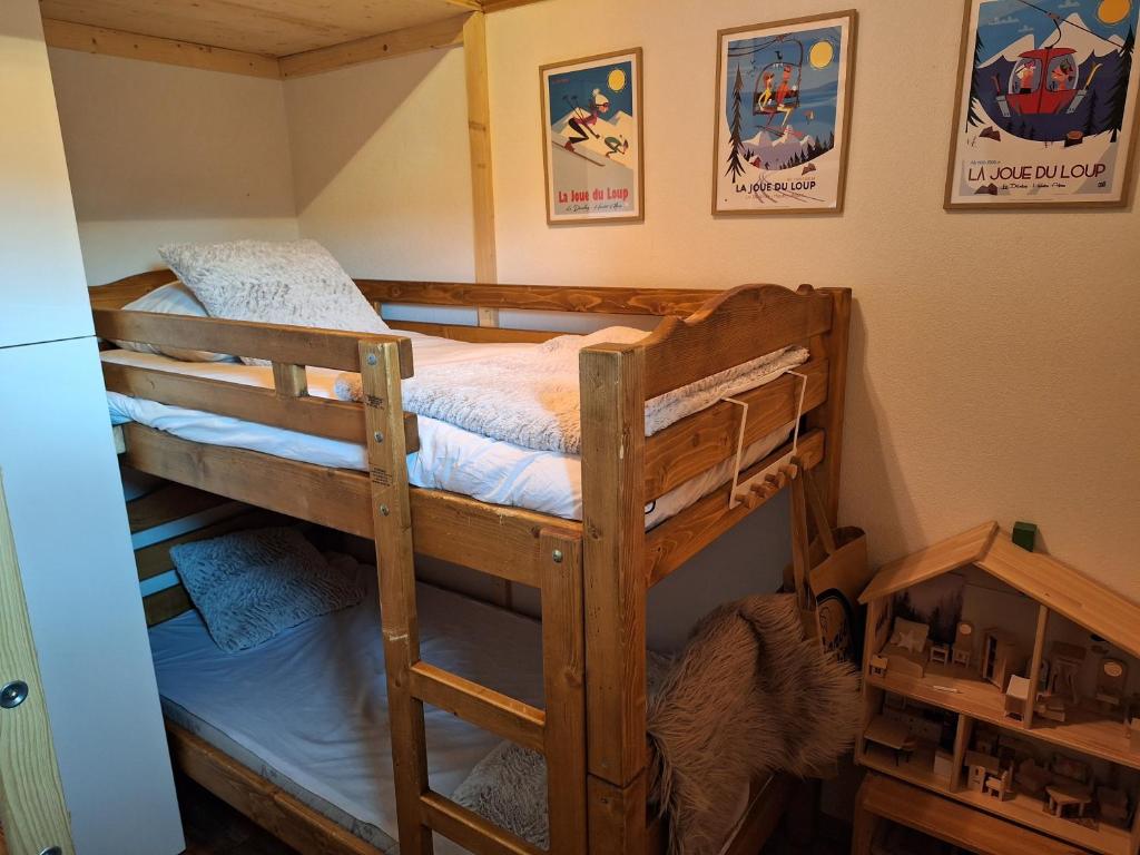 EDEN des CIMES Appartement duplex F4 skis aux pieds photo 1