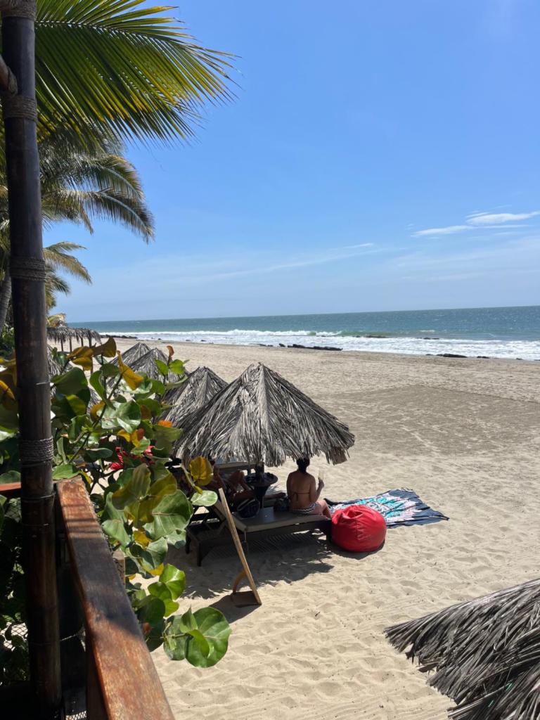Los Corales photo 2