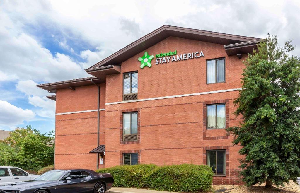 Extended Stay America Suites Raleigh Cary Regency Parkway S image