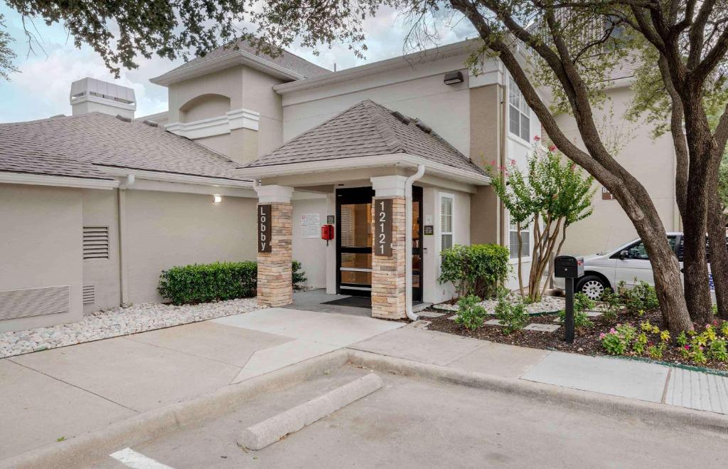 Extended Stay America Suites Dallas Coit Road image