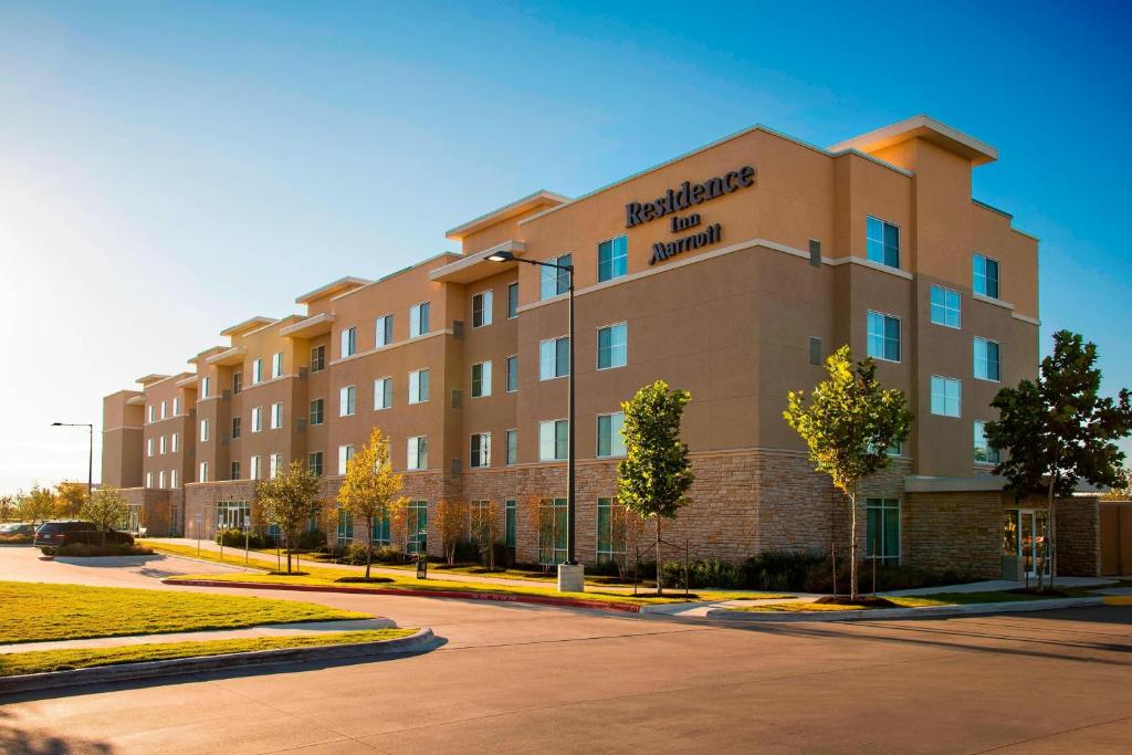 Residence Inn by Marriott Austin - University Area photo 3