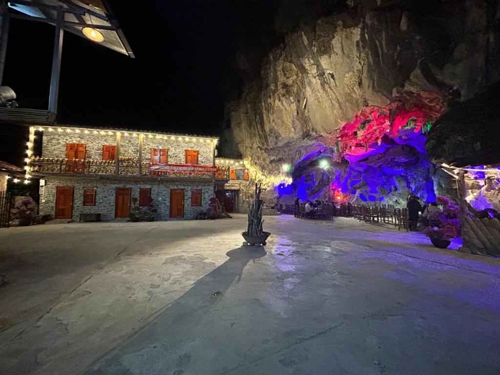 Yen Nhi Homestay Ban Gioc ( CS2 )