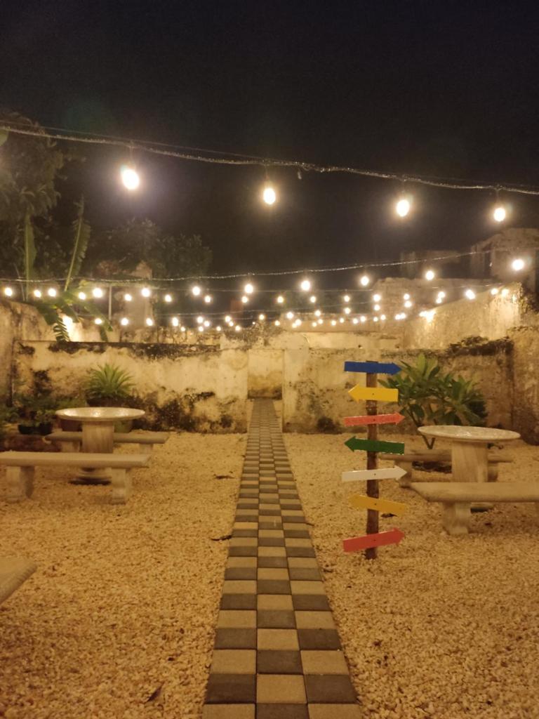 MELISA HOSTAL photo 1