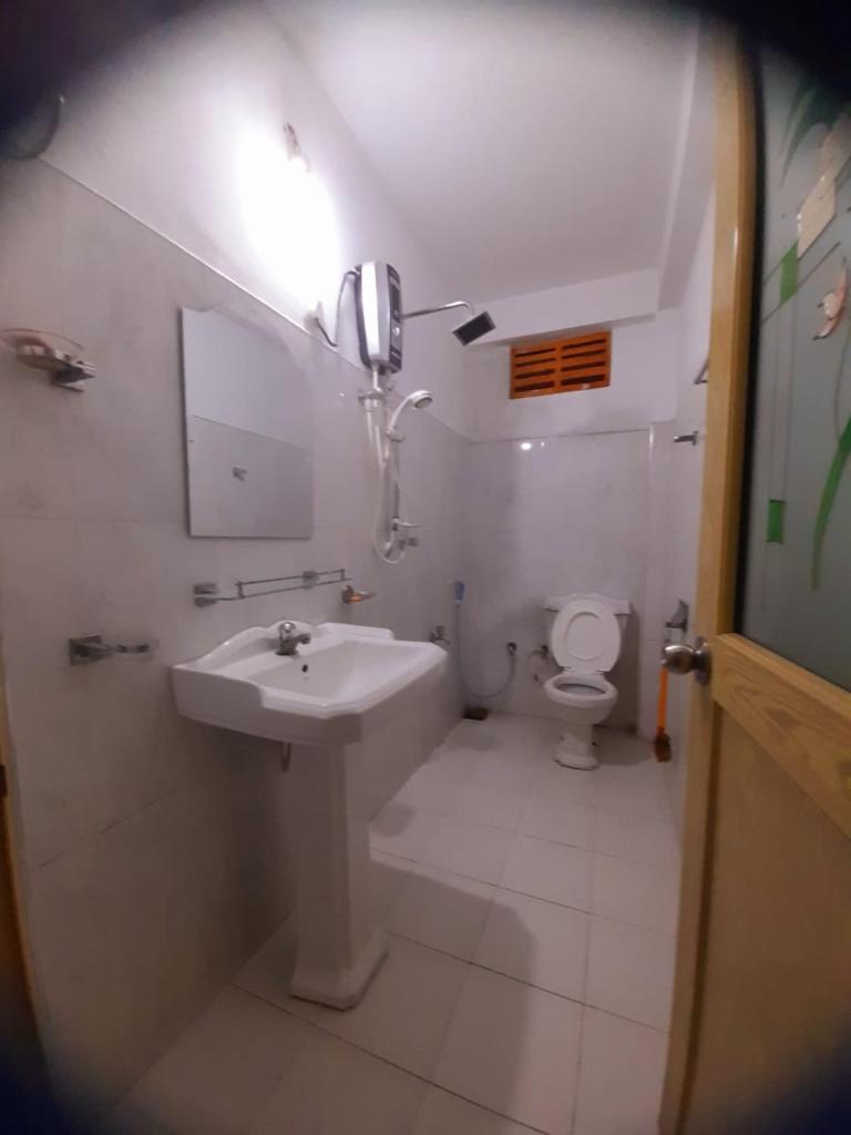 Artomoro Ceylon motel photo 2