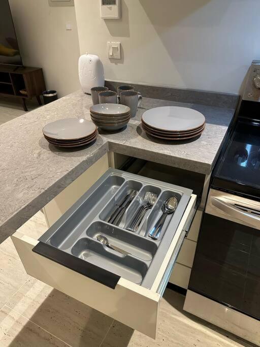 AlYasmin, S&M Luxury Apartment photo 4