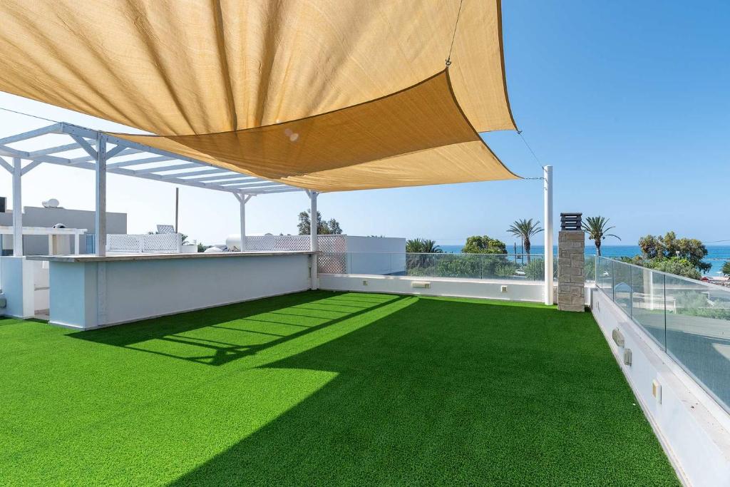 Blue Diamond Beach Villas photo 2