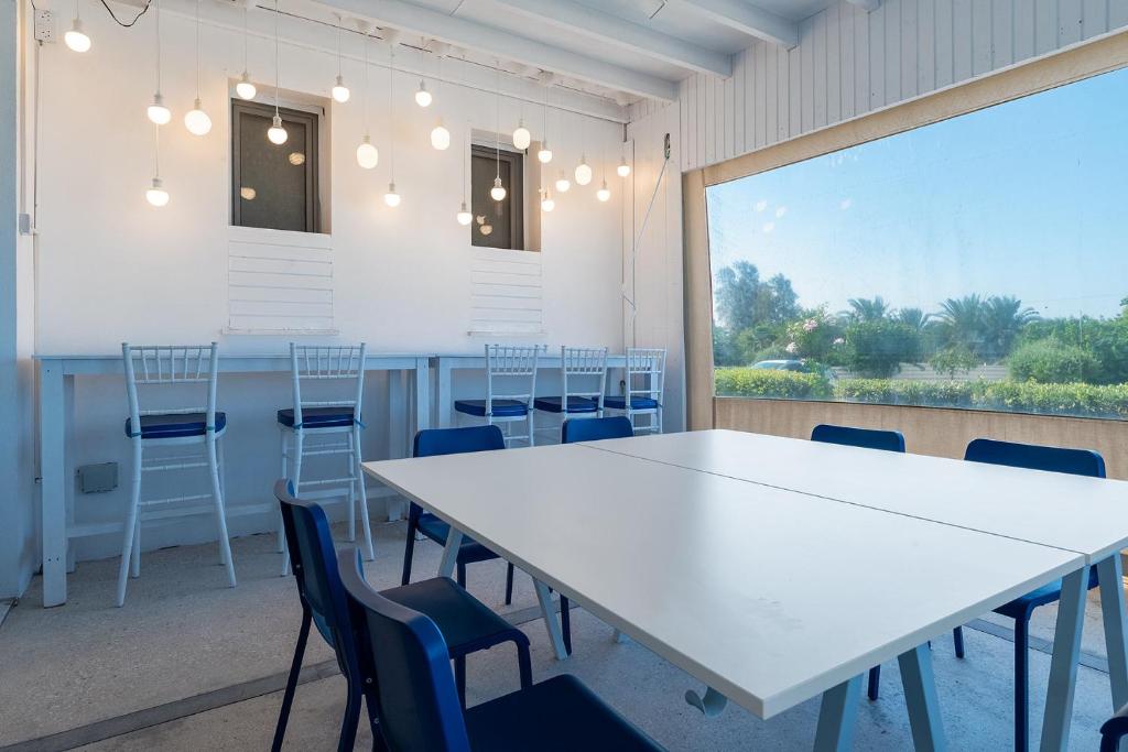 Blue Diamond Beach Villas photo 3