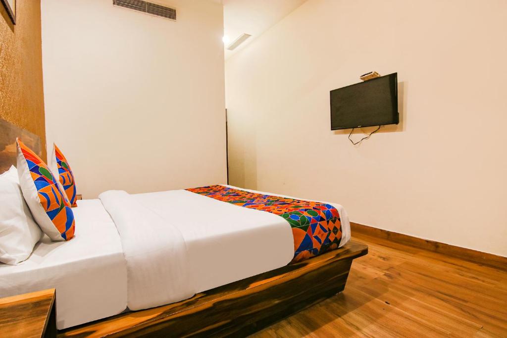 FabHotel Sallow Grand photo 3