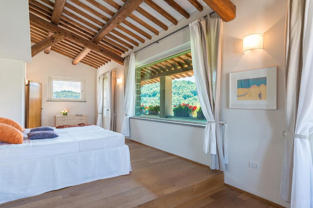 Tenuta Bellafonte 14, Emma Villas photo 4
