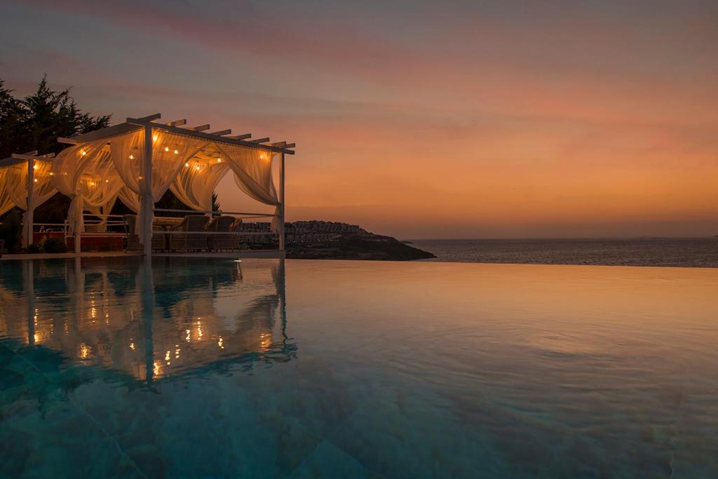 Bodrum'da Denize Sıfır Muhteşem Villa Boss 1