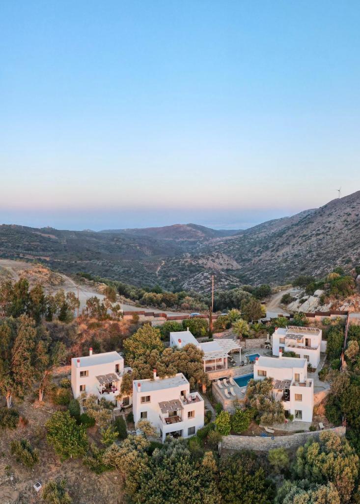 Mourtzanakis Residence - Traditional Eco Hotel in Achlada photo 2