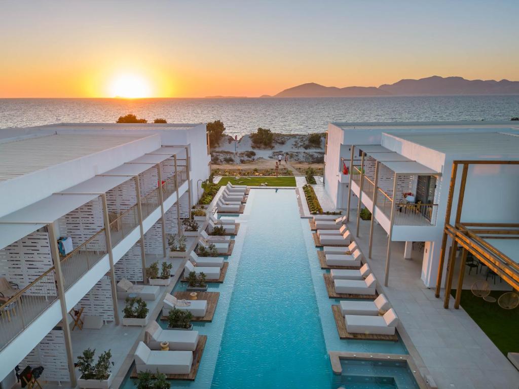Paralos Kyma Dunes Adults Only photo 1