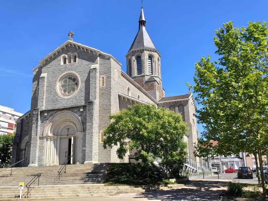 Le T1 Confort - Au Coeur de Montceau photo 3