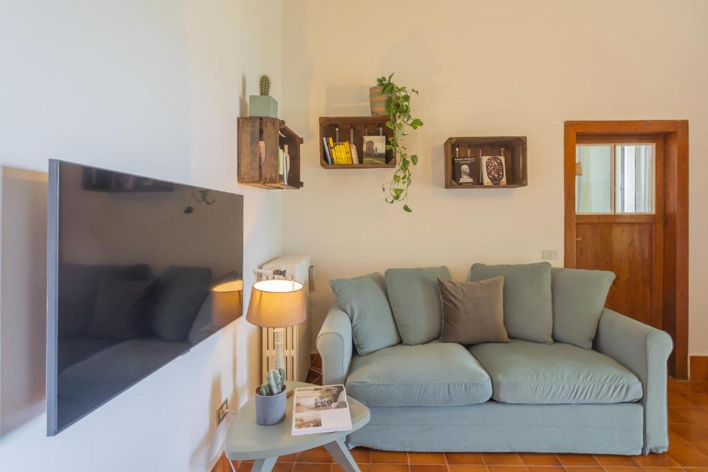 Simons Apartment with Amazing View by Rent All Como photo 2