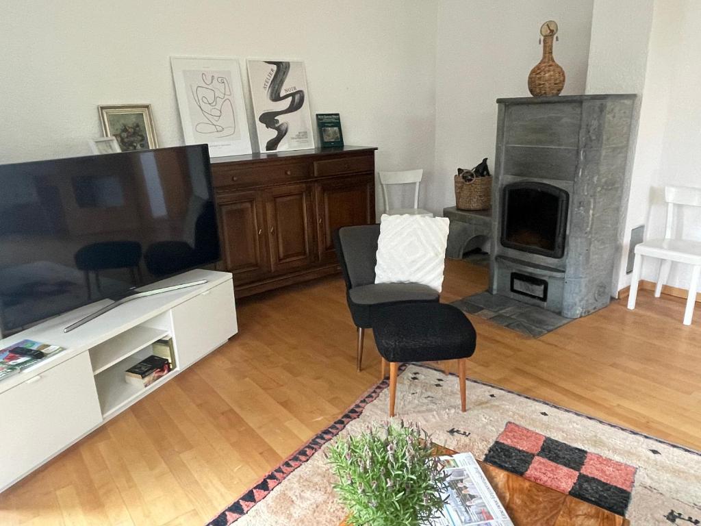 Behagliches Haus mit Kamin photo 3