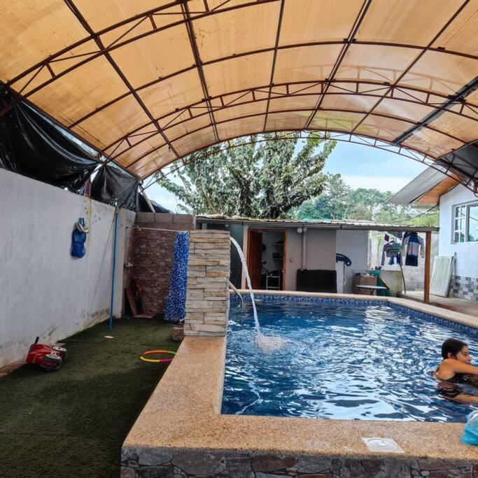 Casa con Piscina en Nanegalito photo 4
