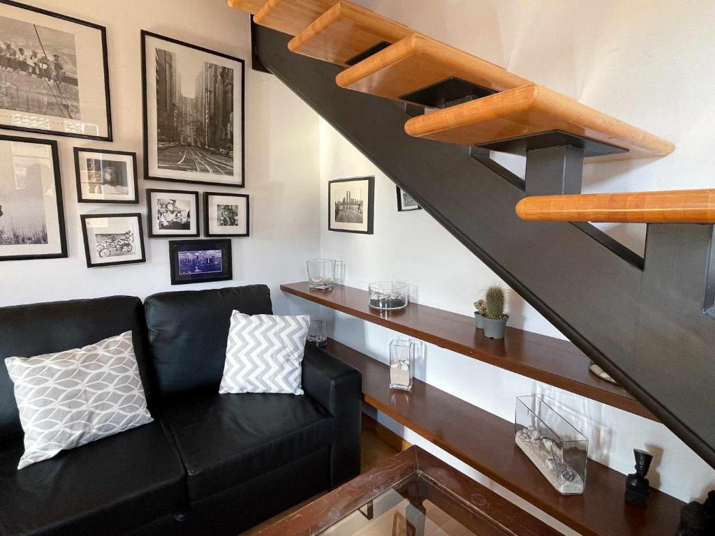 Plinio center town apartment photo 4