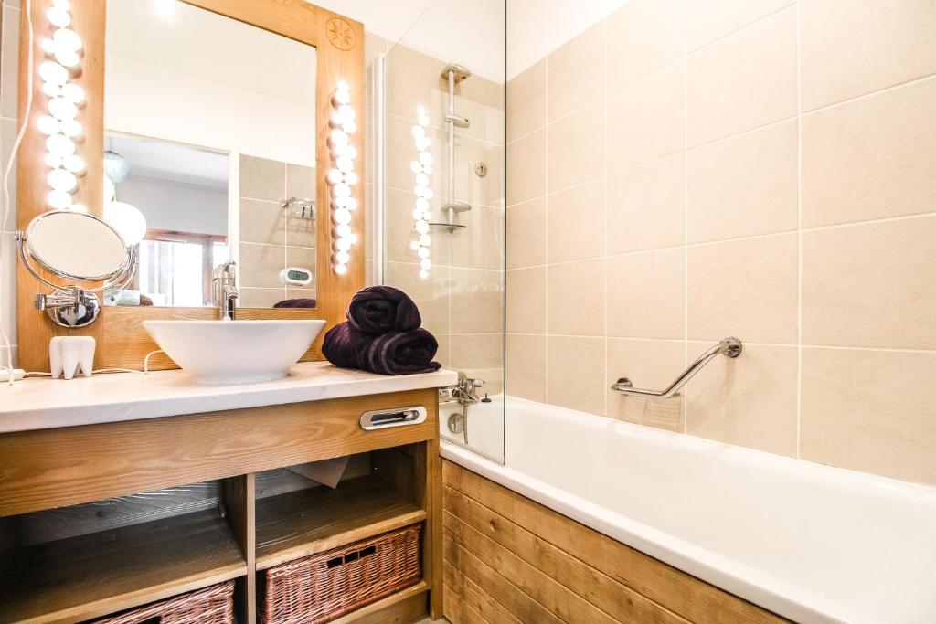Joli, spacieux appartement T3 sud ski aux pieds, parking photo 3