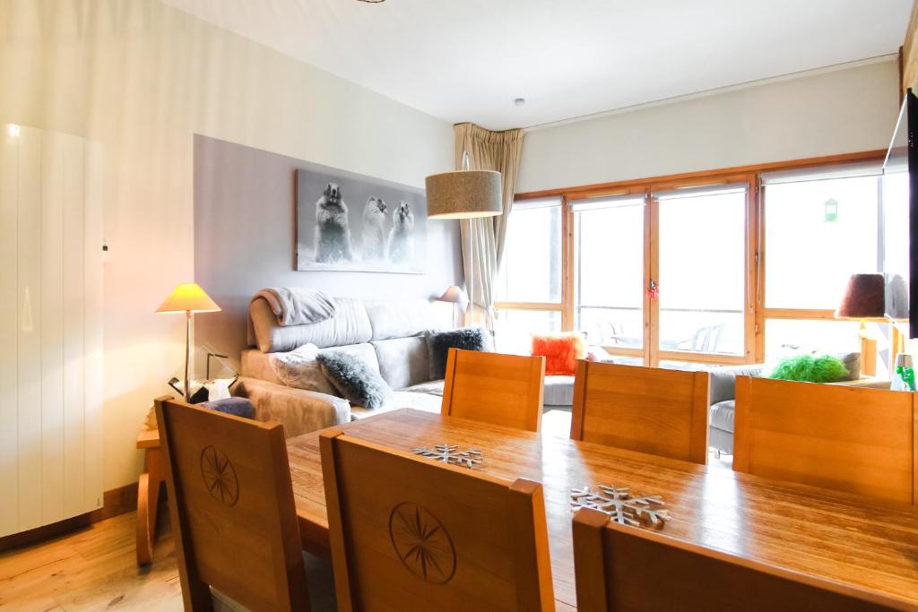 Joli, spacieux appartement T3 sud ski aux pieds, parking photo 2