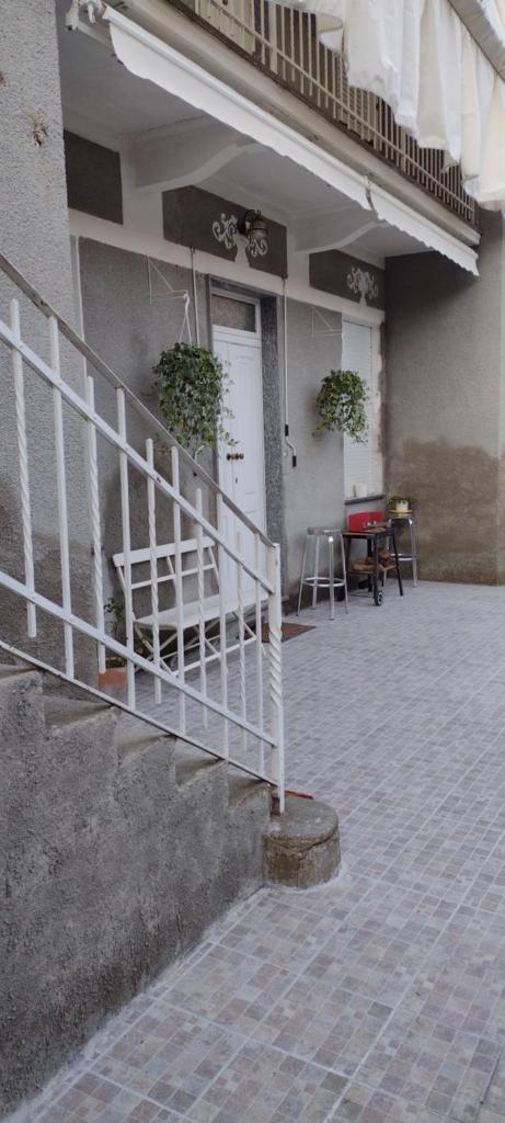 IL SOLE Villino centro storico, giardino, free parking, free Wi-Fi - Tap to explore photos